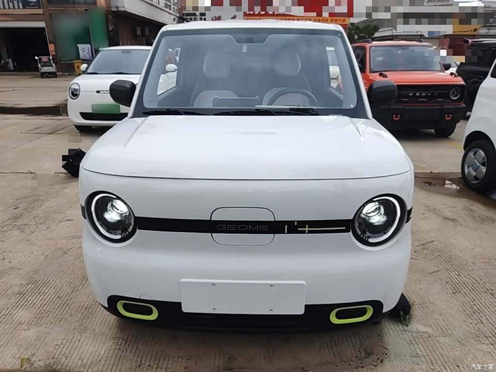 Geely Panda, 2025 3