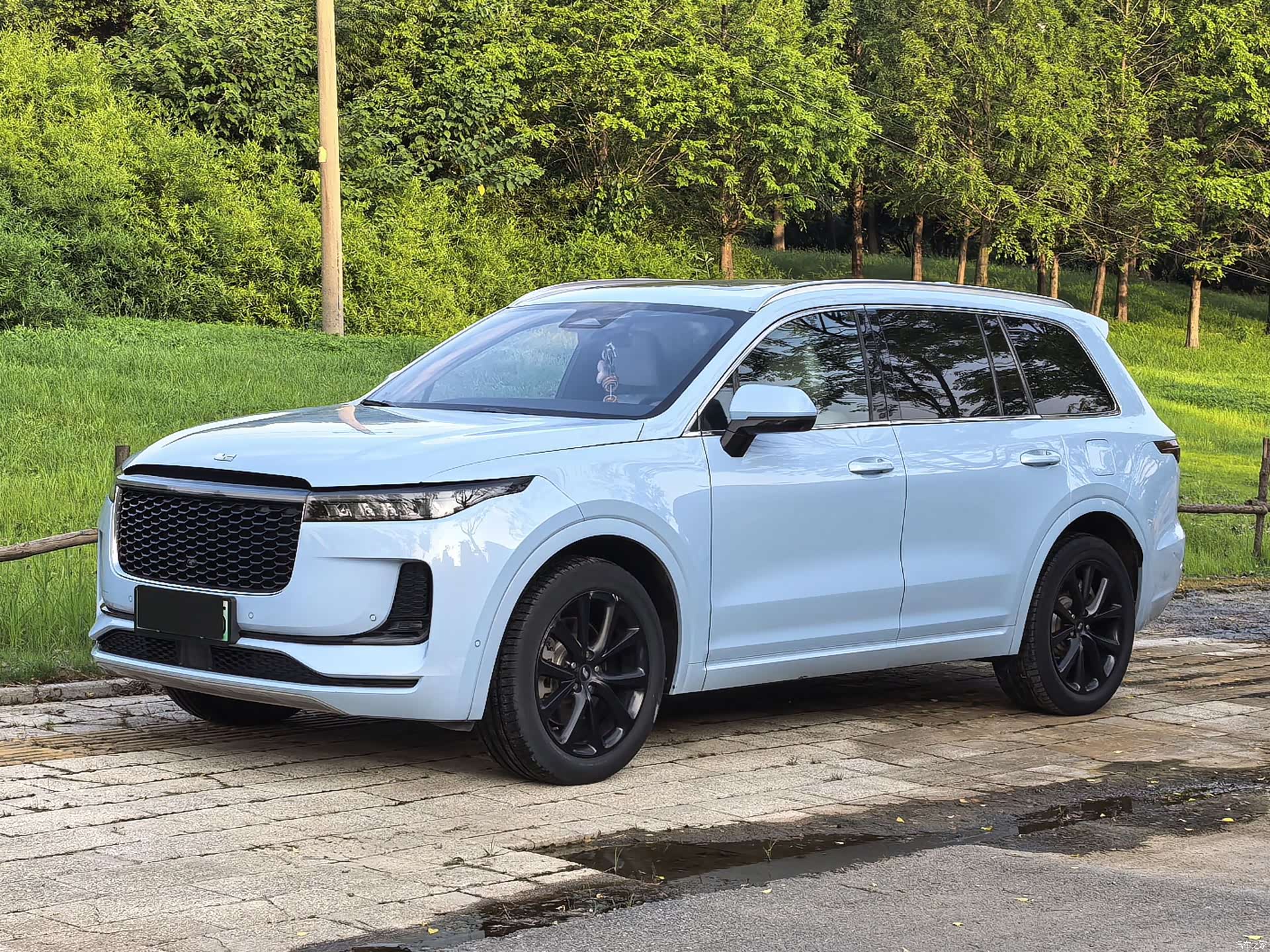 Li Auto ONE, 2022 1