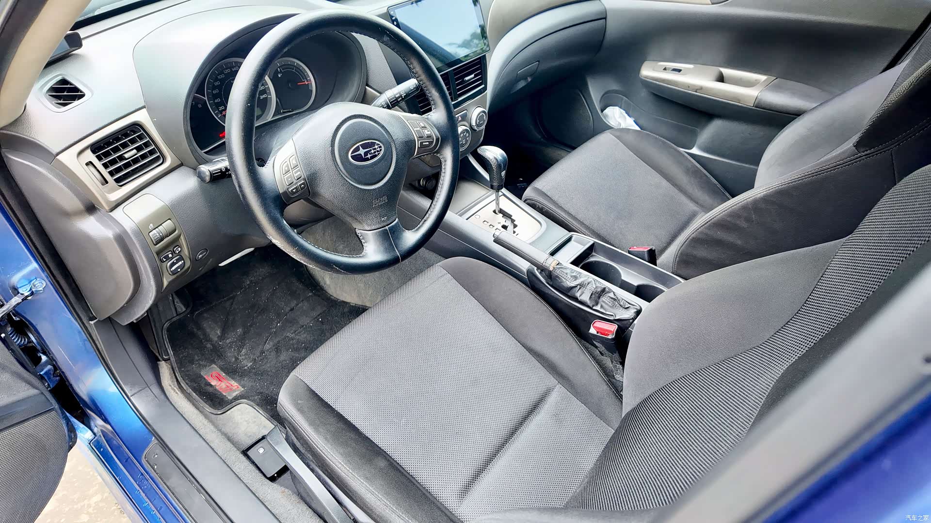 Subaru 2.0R, 2009 23