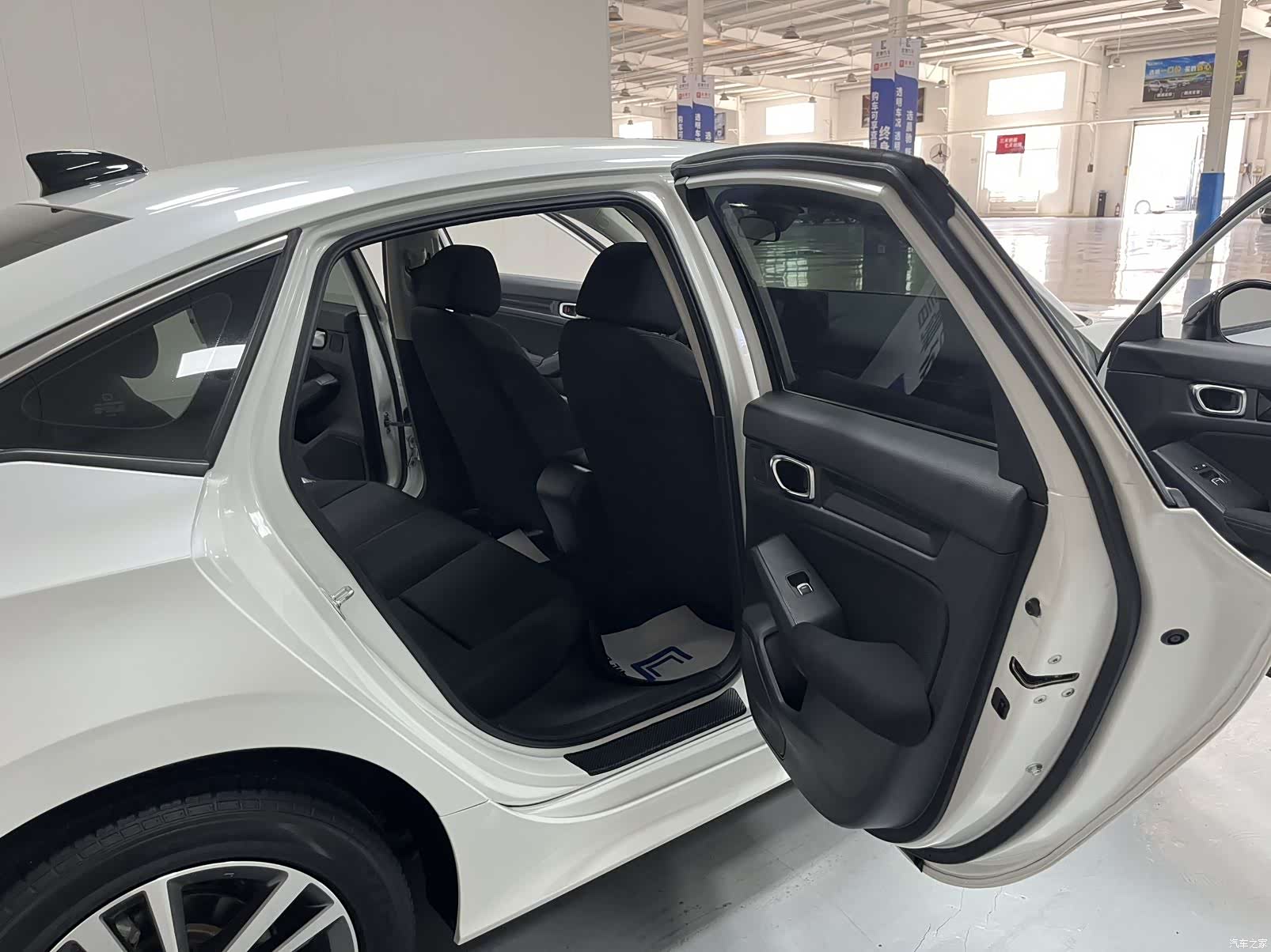 Honda Civic, 2023 14