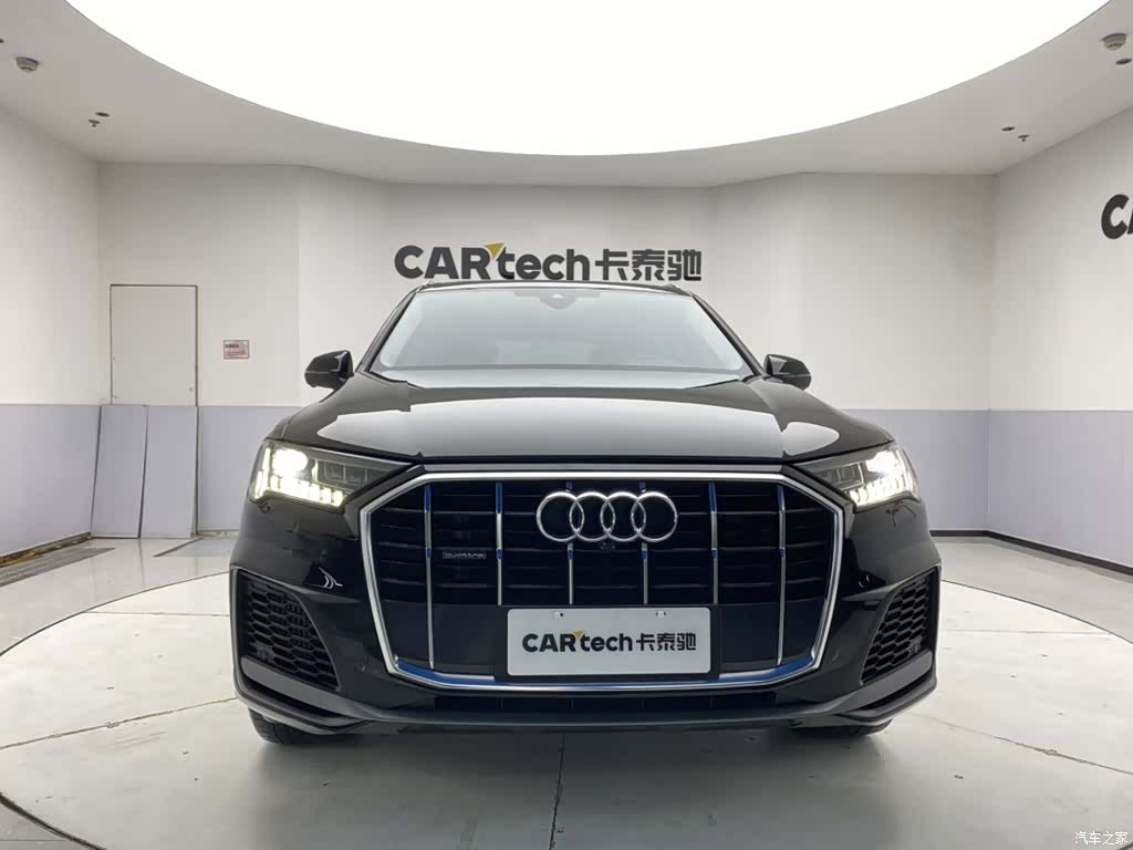 Audi Q7, 2023 3