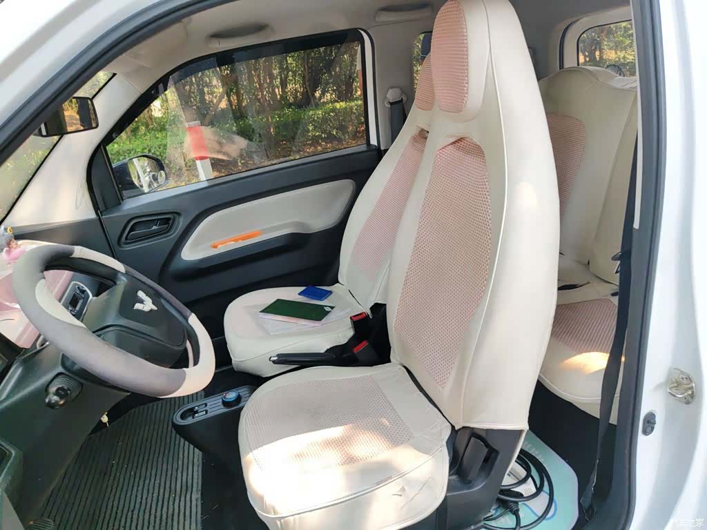 Wuling MINIEV, 2021 11