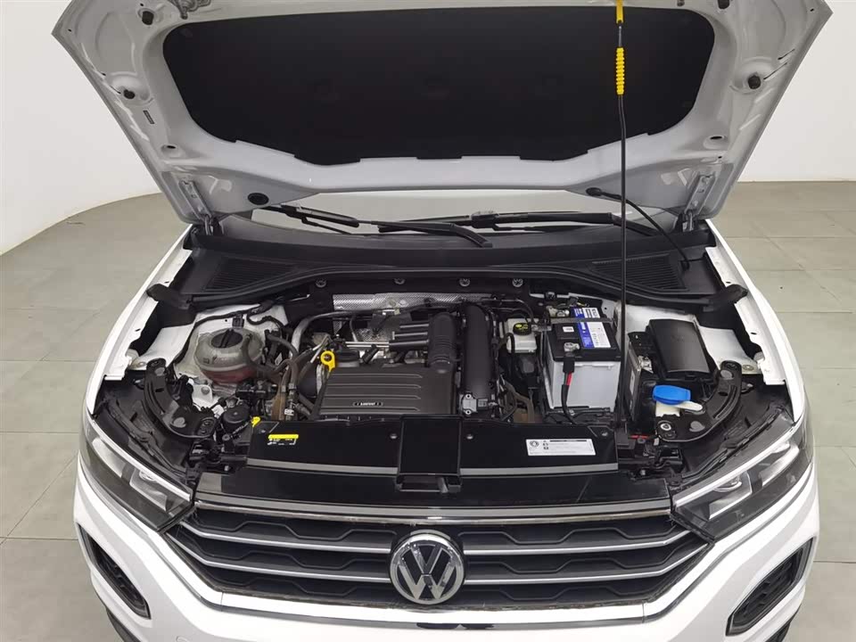 Volkswagen T-ROC exploring Songs