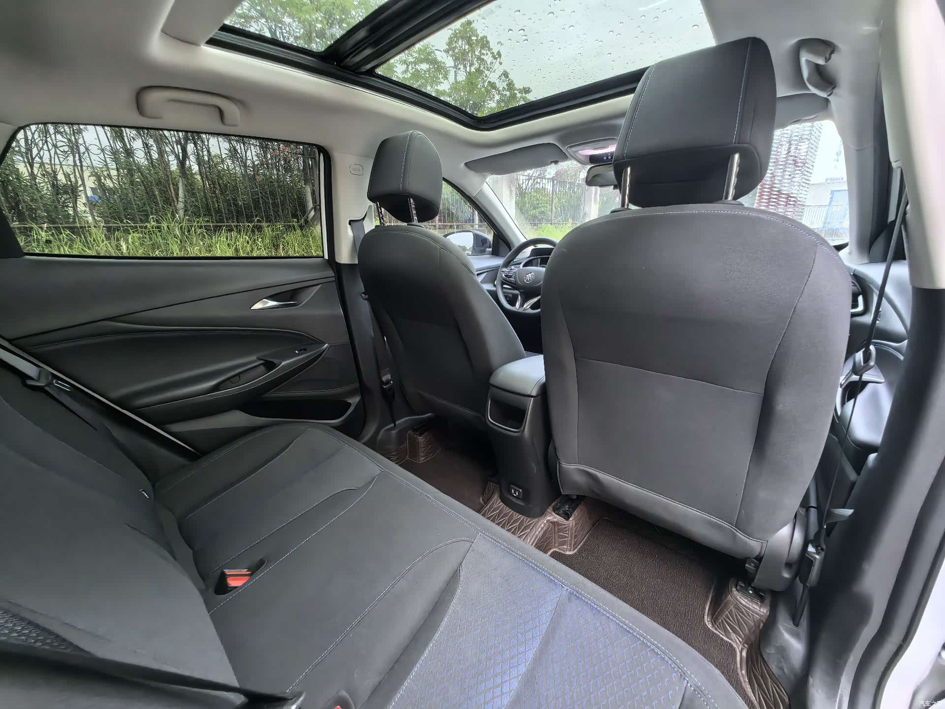 Buick Encore, 2023 19