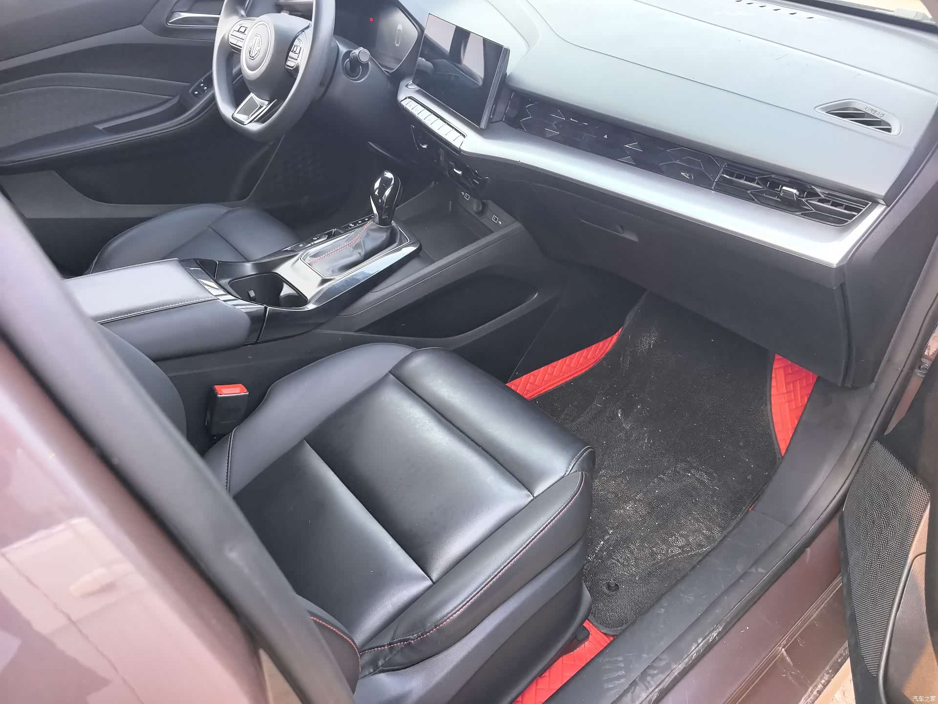 MG MG5, 2021 9