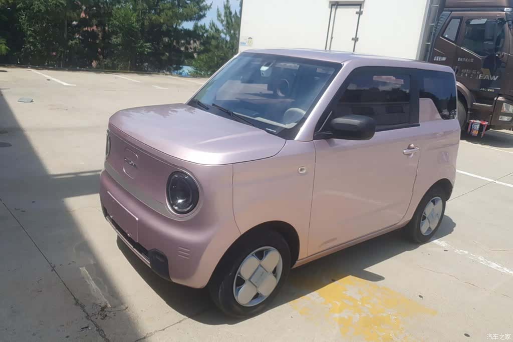 Geely Panda, 2023 1