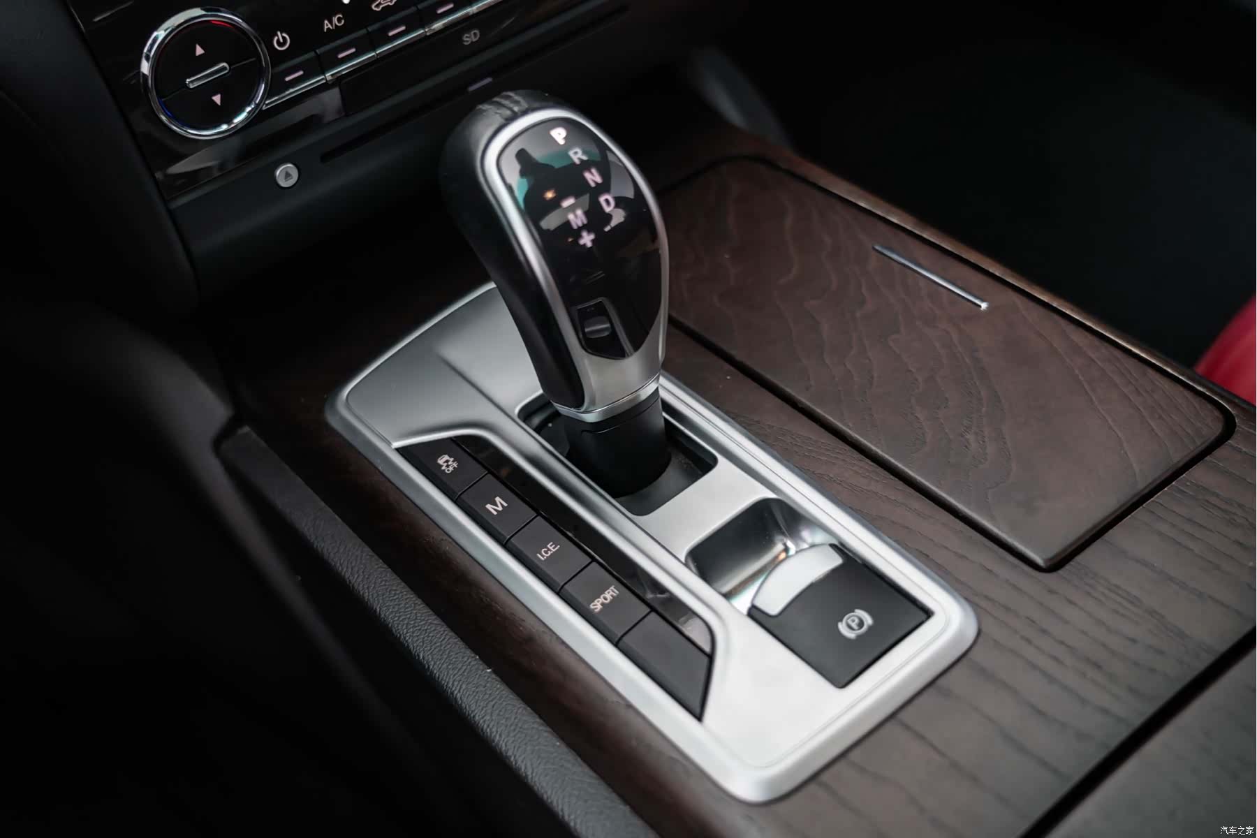 Maserati Ghibli, 2016 13