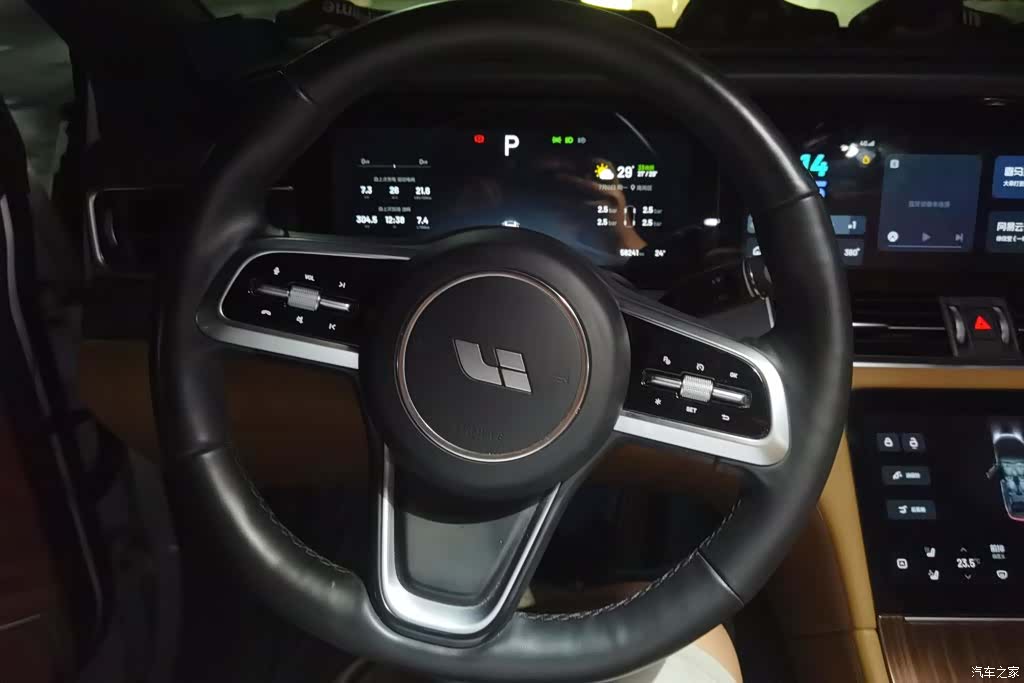 Li Auto ONE, 2021 15