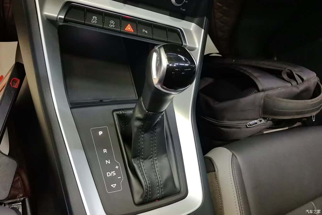 Audi Q3, 2021 16