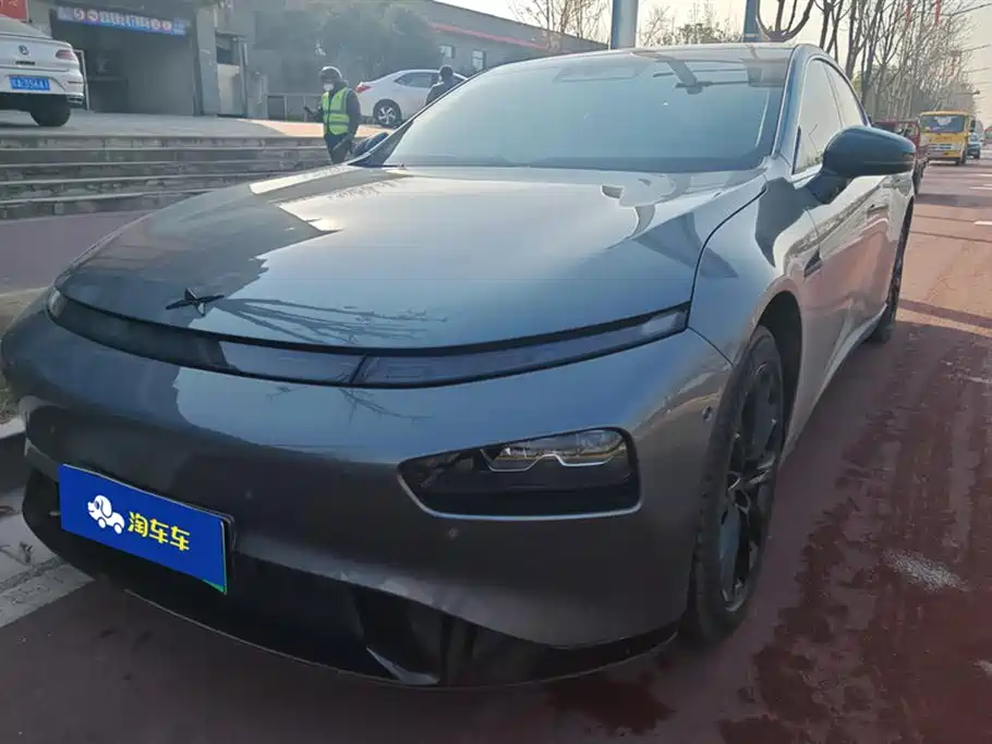 XPENG P7