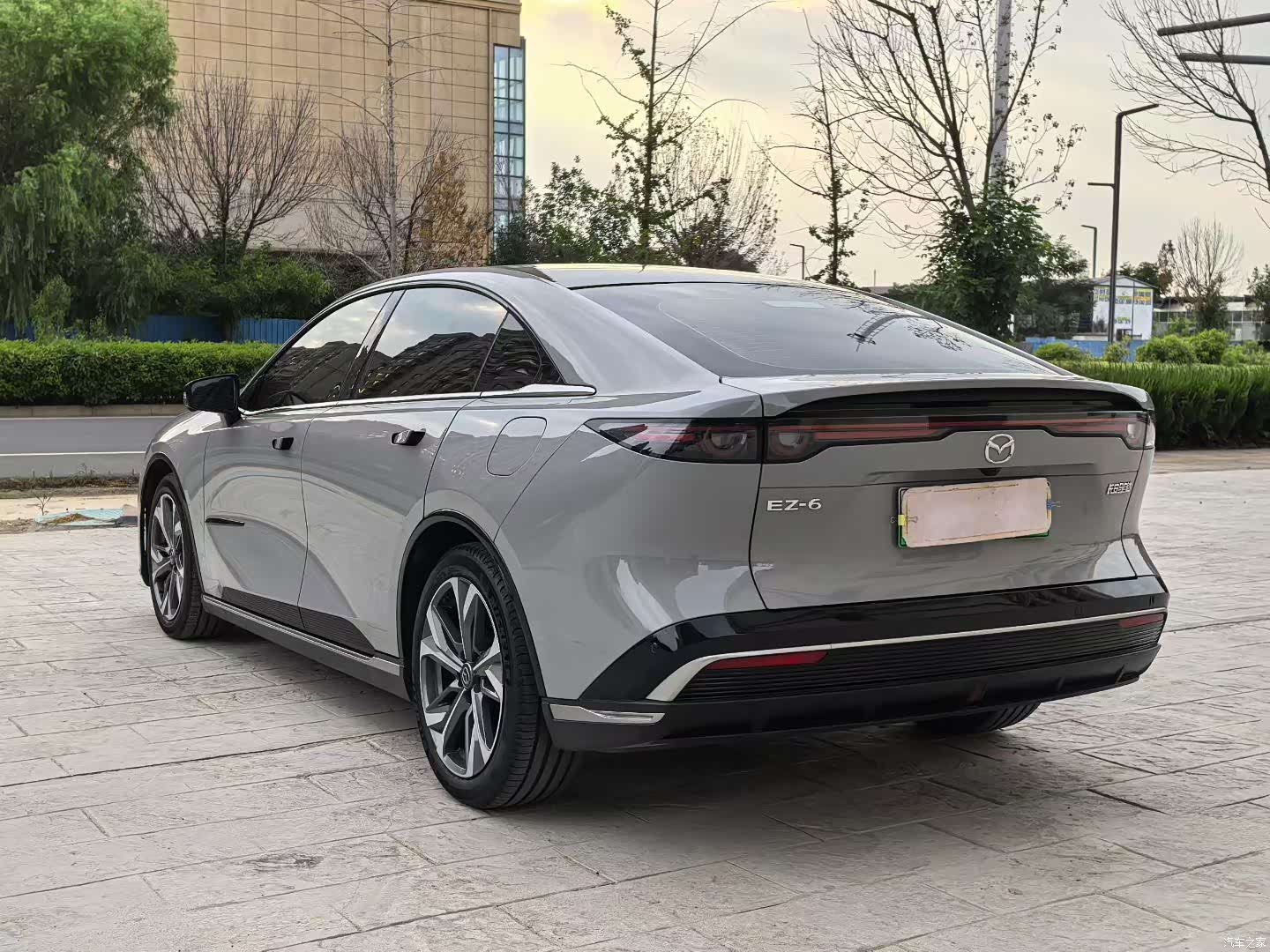 Mazda EZ-6, 2024 7