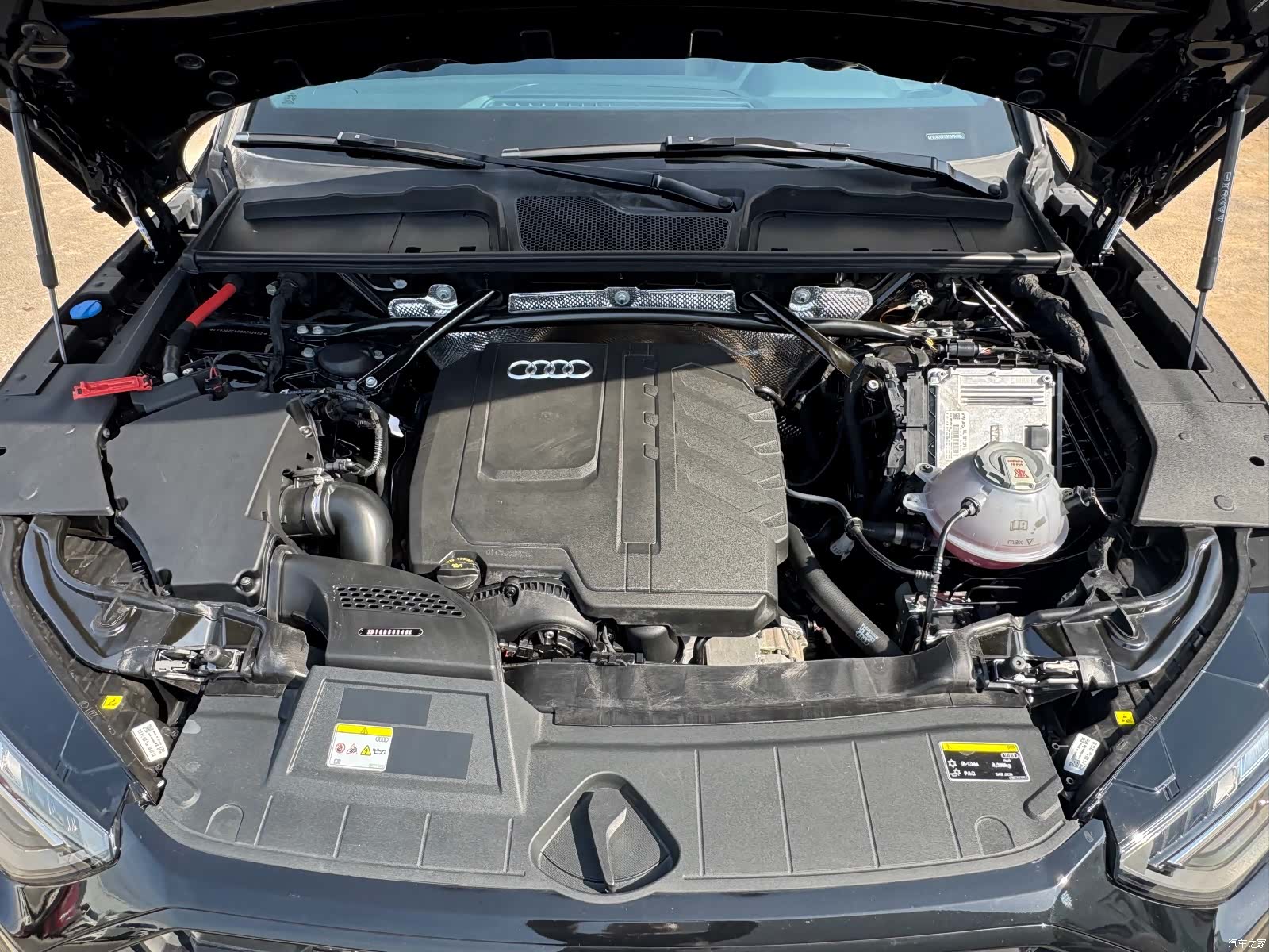 Audi Q5L, 2024 15