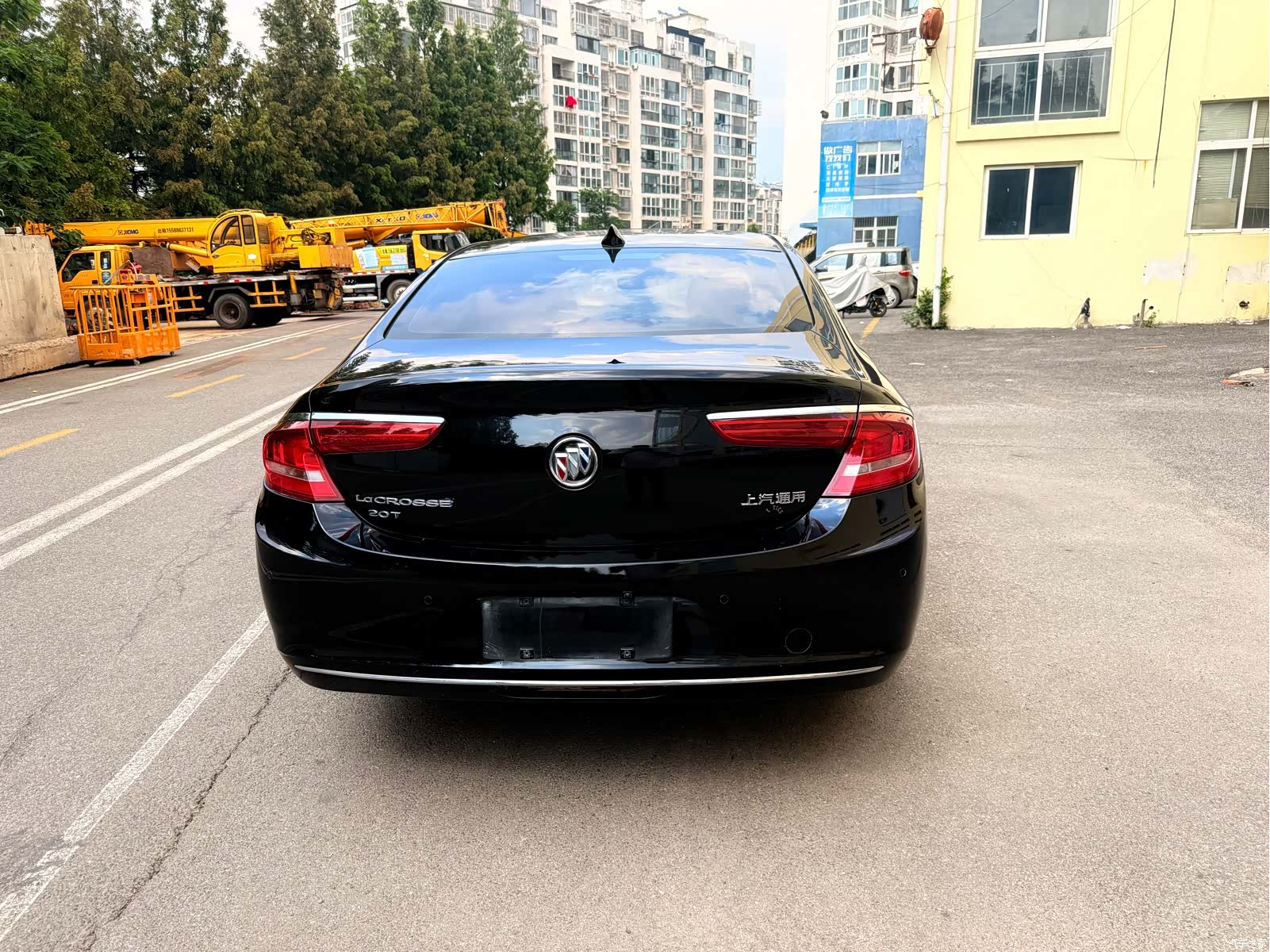 Buick LaCrosse, 2018 все фото