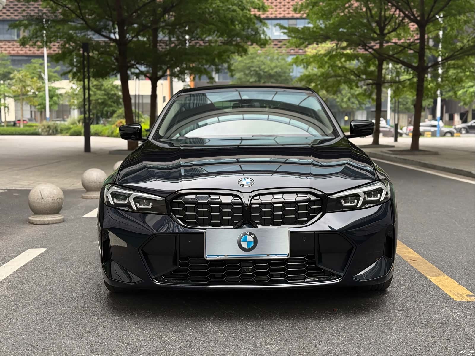 BMW 3 Series, 2023 2