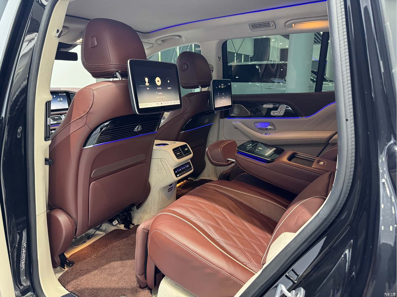 Maybach GLS, 2024 18