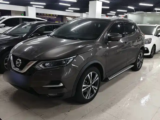 Nissan Qashqai 2022 — купить из Китая под заказ