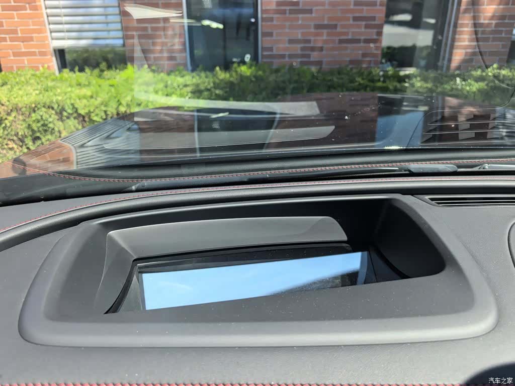 Mercedes-Benz GLC, 2025 25