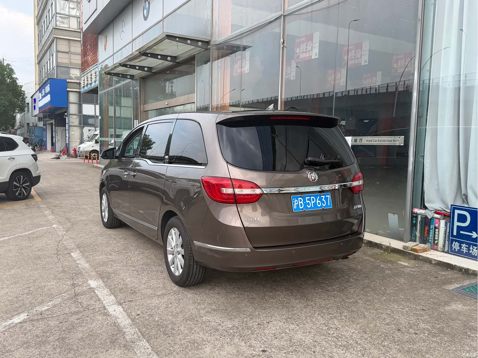Buick GL8, 2016 3