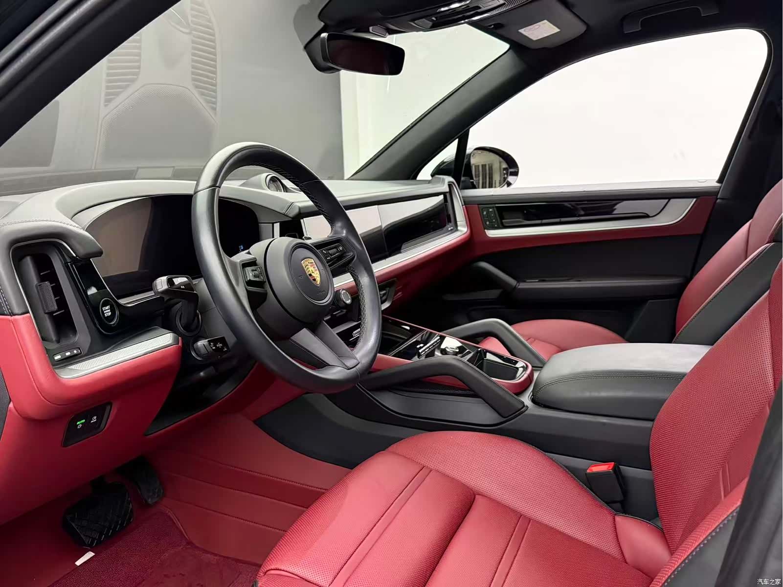 Porsche Cayenne, 2024 10