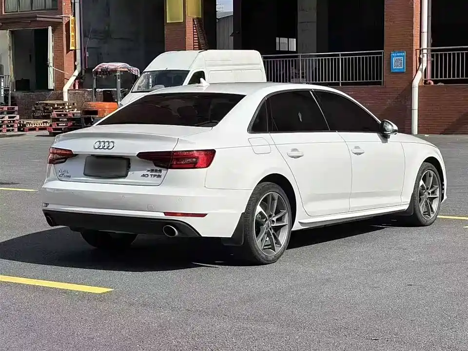 Audi A4L