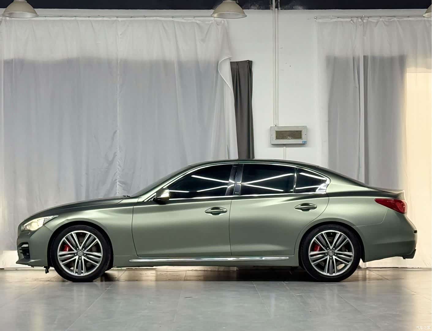 Infiniti Q50L, 2015 4