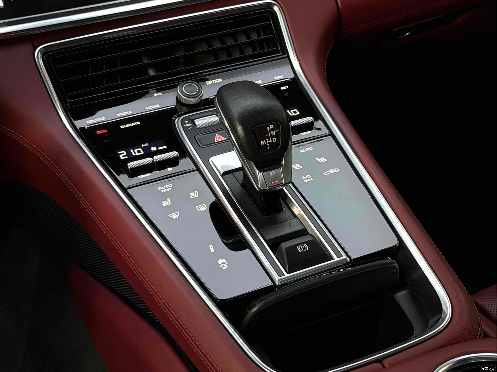 Porsche Panamera, 2023 19