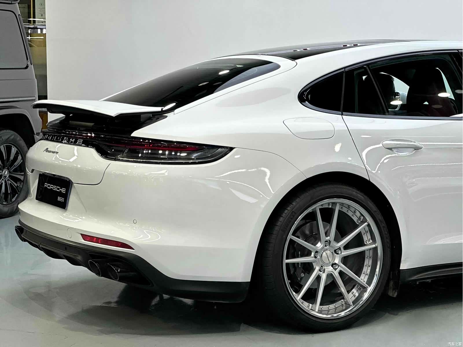 Porsche Panamera, 2023 28