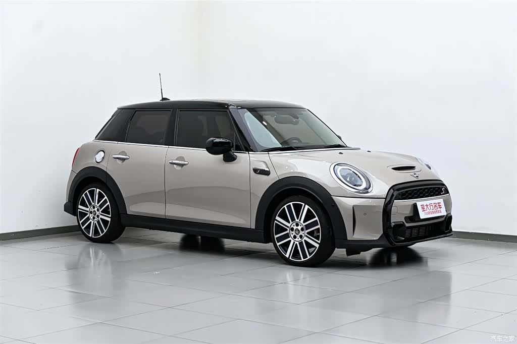 Mini Cooper, 2022 4