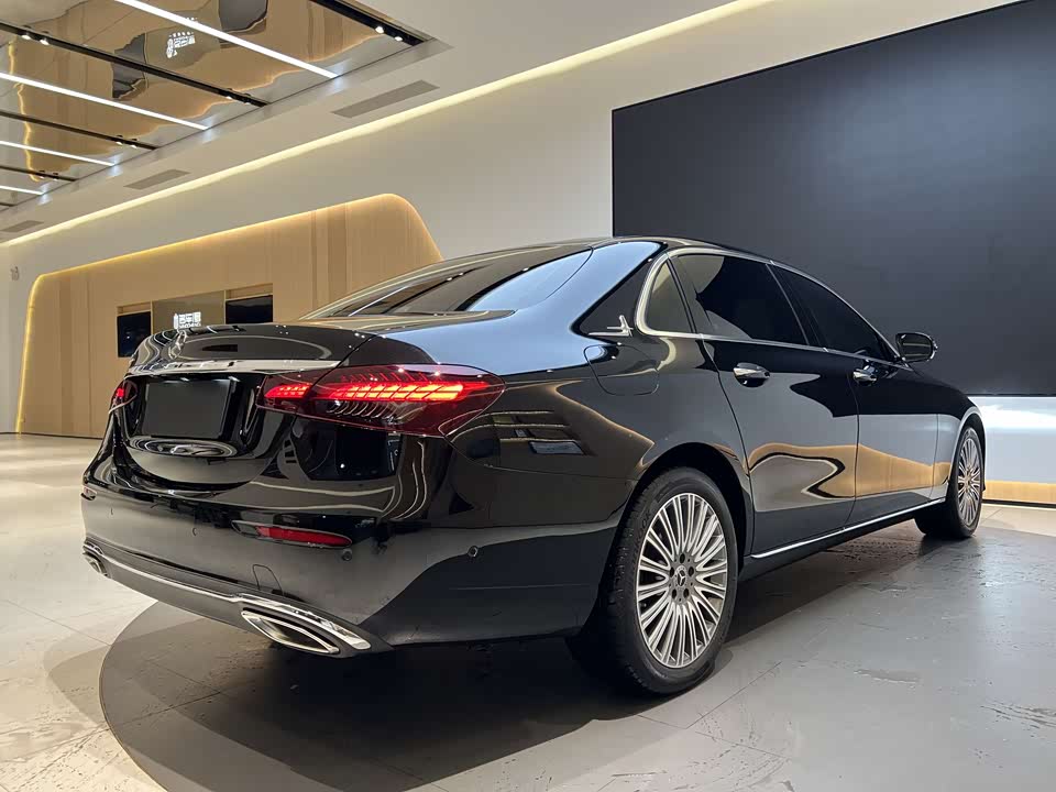 Mercedes-Benz E-class Mercedes-Benz E-class