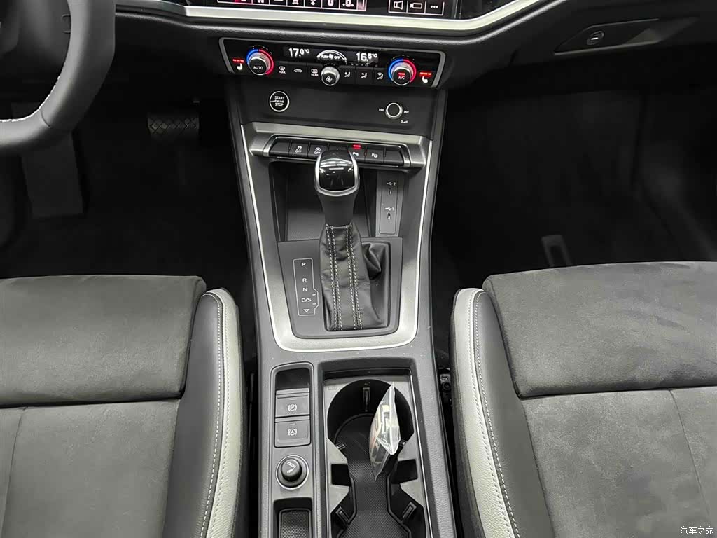 Audi Q3, 2023 все фото