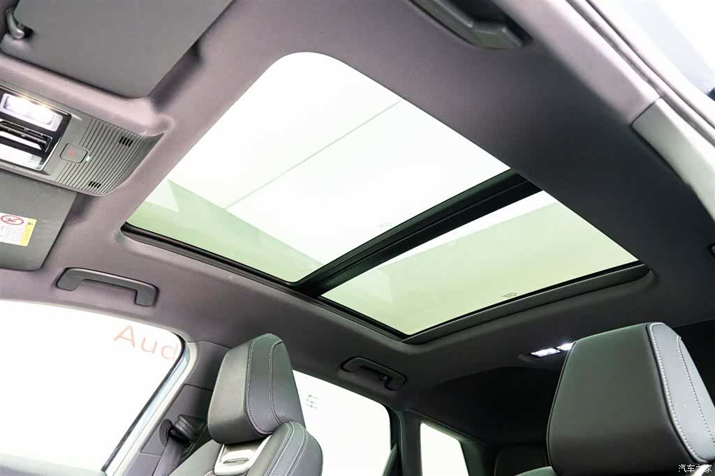 Audi Q4 e-tron, 2024 20