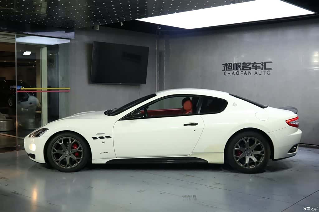 Maserati GranTurismo, 2018 6