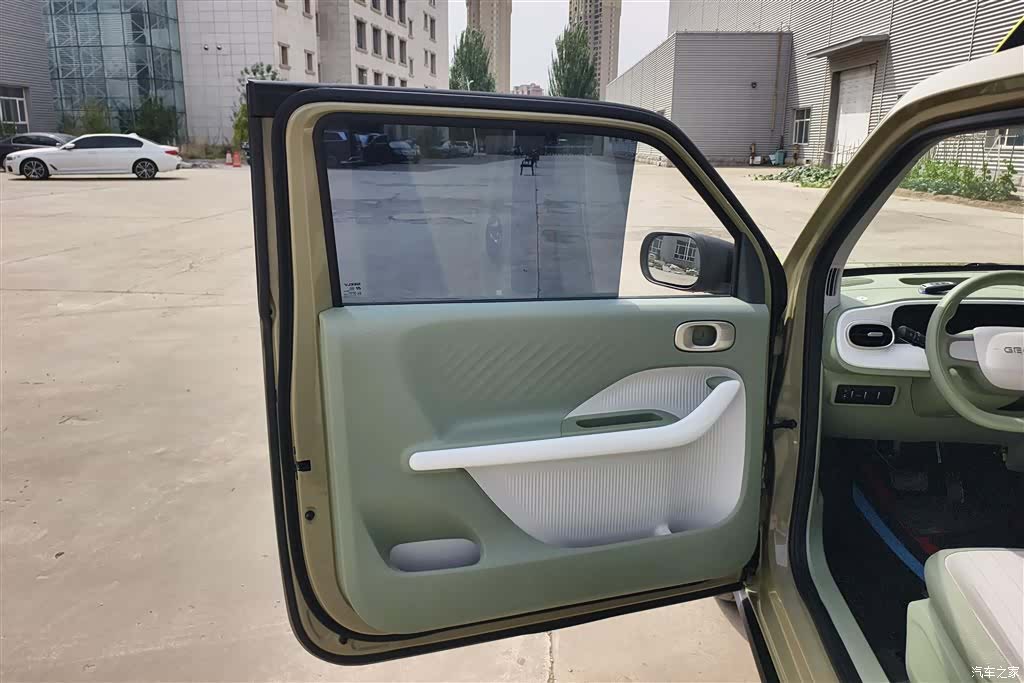 Geely Panda, 2025 7