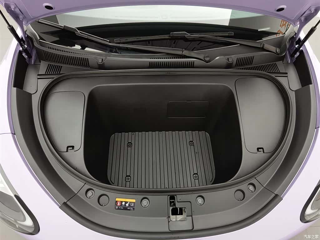 Geely Xingyuan, 2025 6