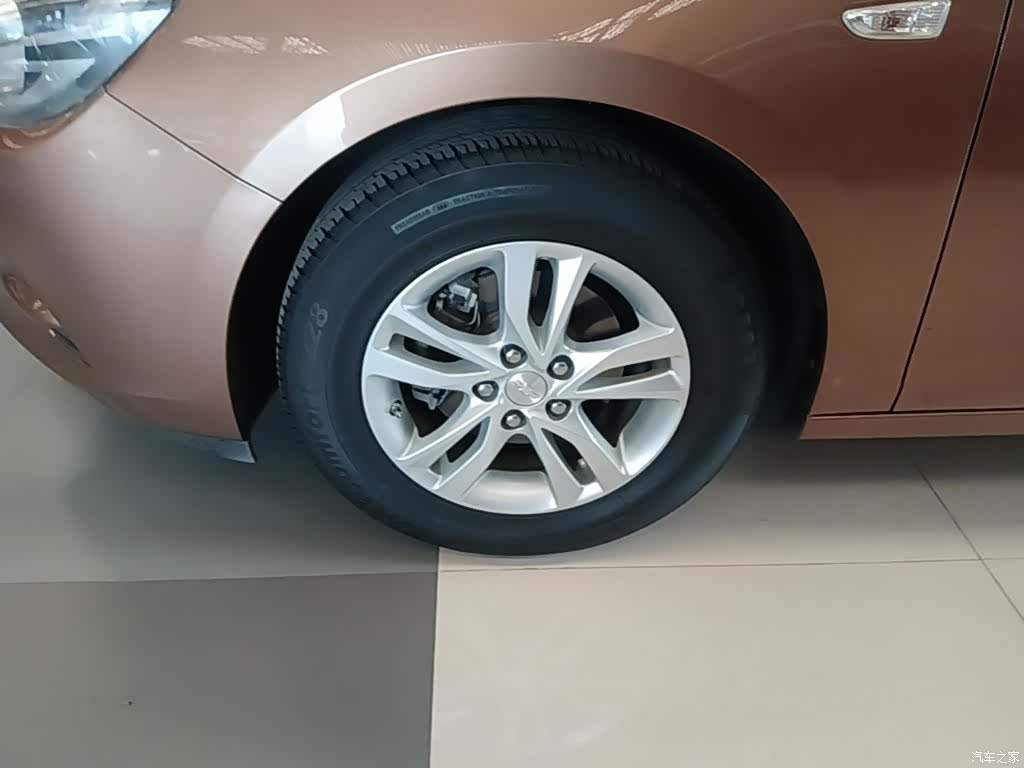 Chevrolet 320, 2018 23