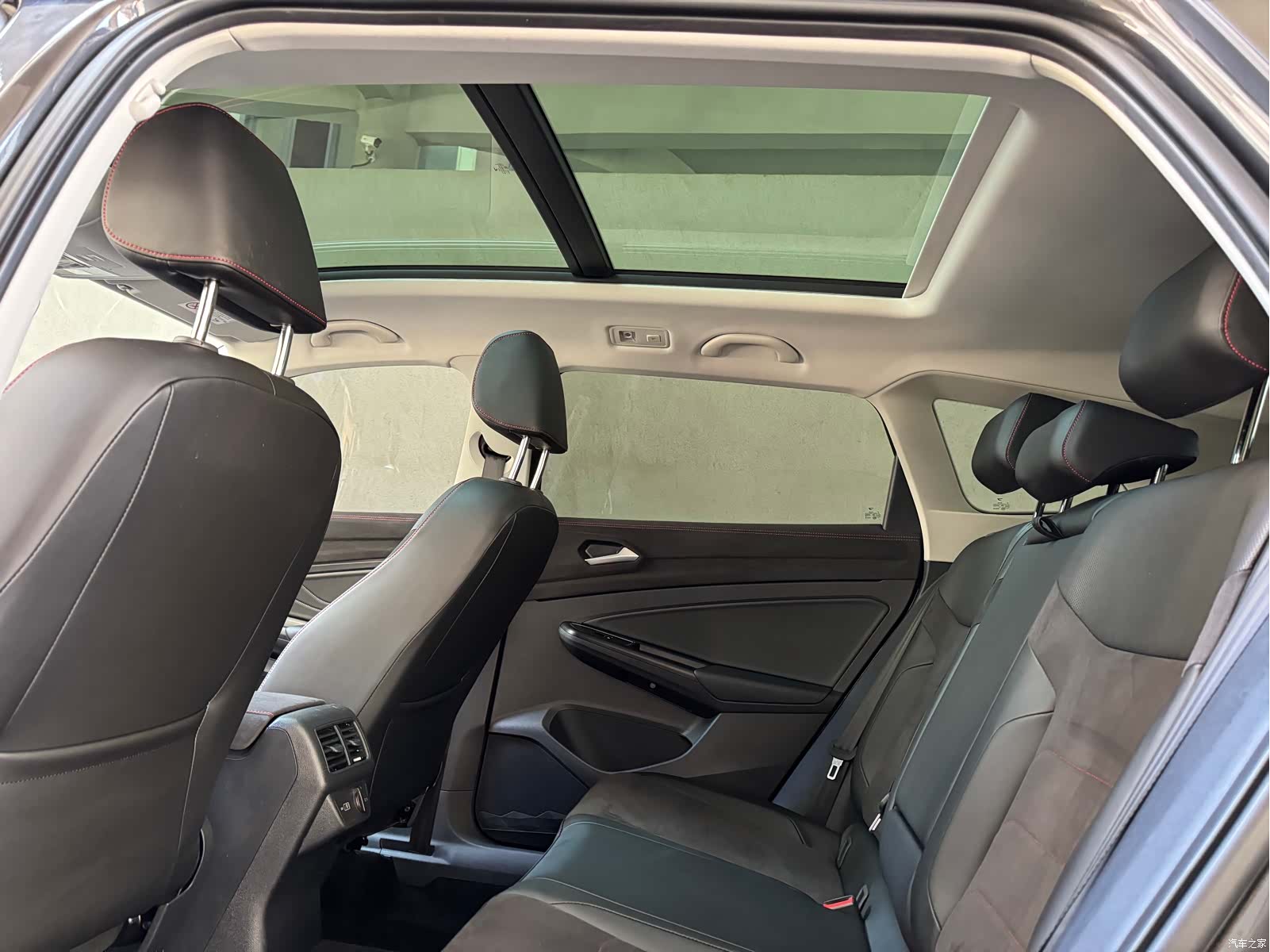 Volkswagen VS7, 2022 16