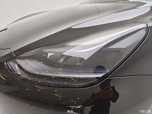 Tesla Model Y, 2023 14
