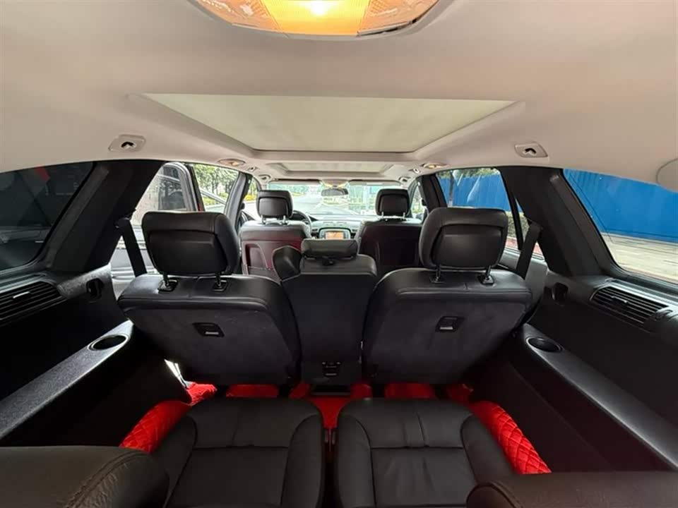 Mercedes-Benz R-class