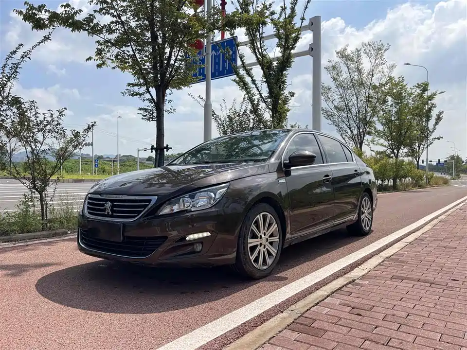Peugeot 408
