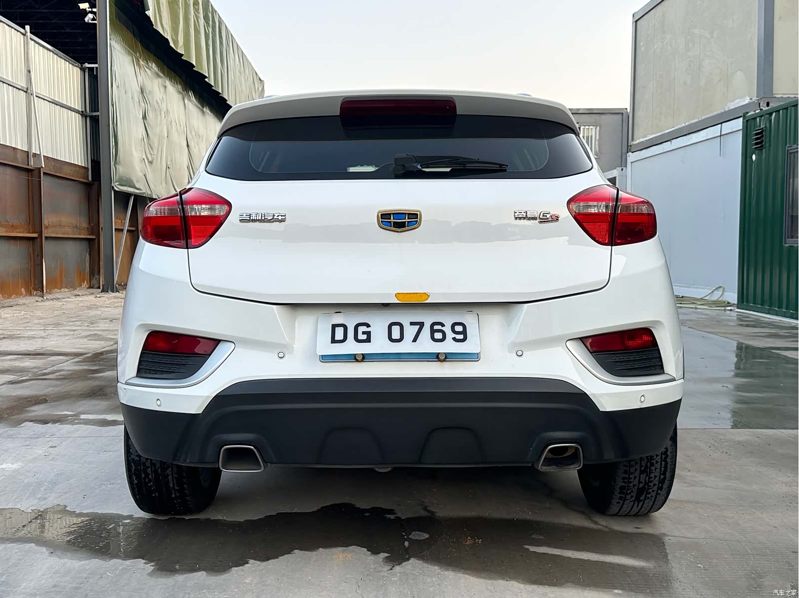 Geely Emgrand, 2017 11