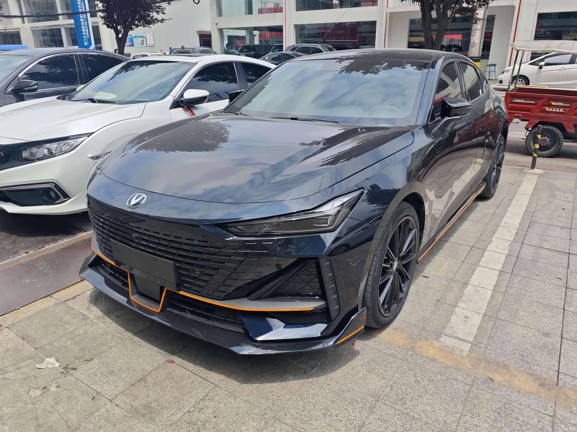 Changan UNI-V, 2023 1