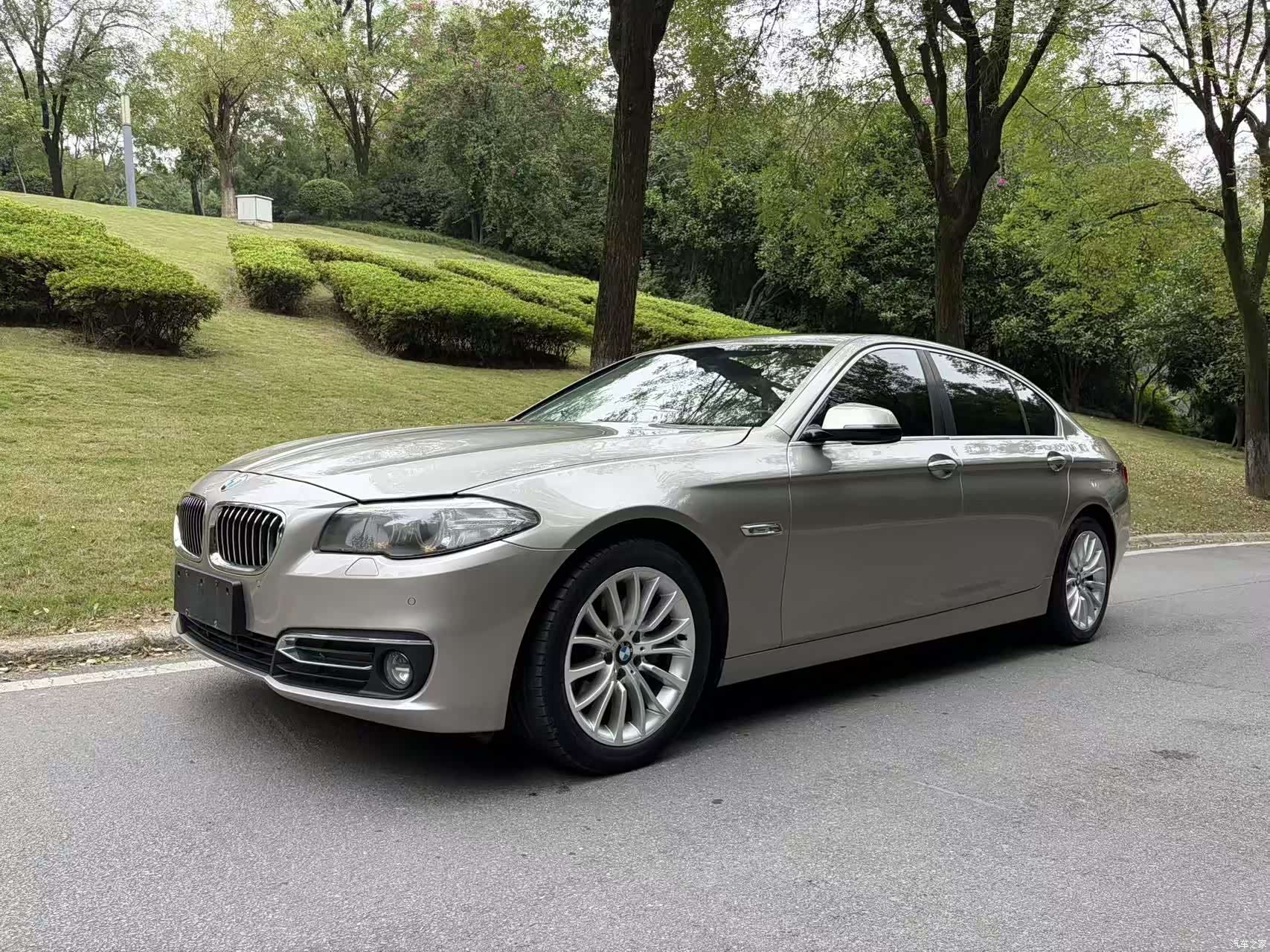 BMW 5 Series, 2016 1