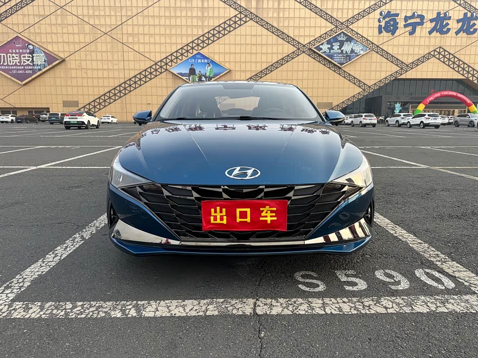 Hyundai Elantra