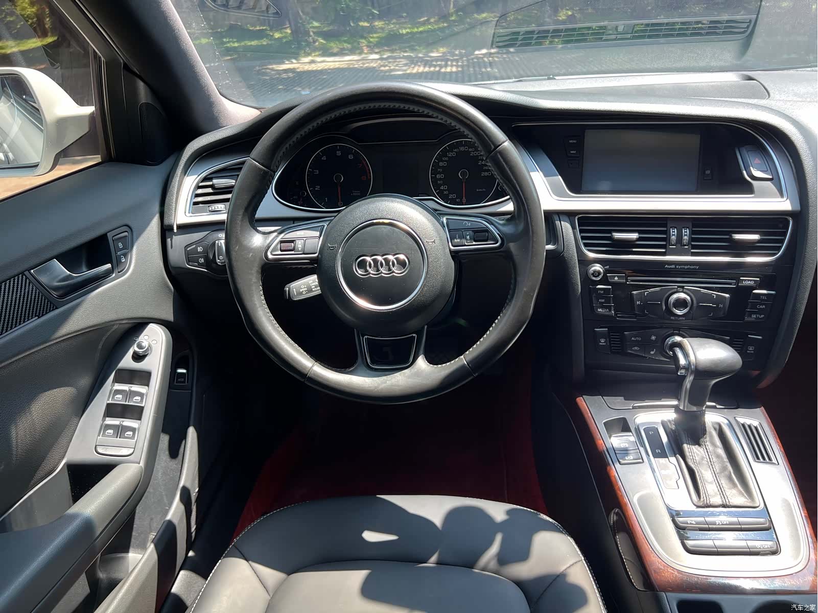 Audi A4L, 2014 11
