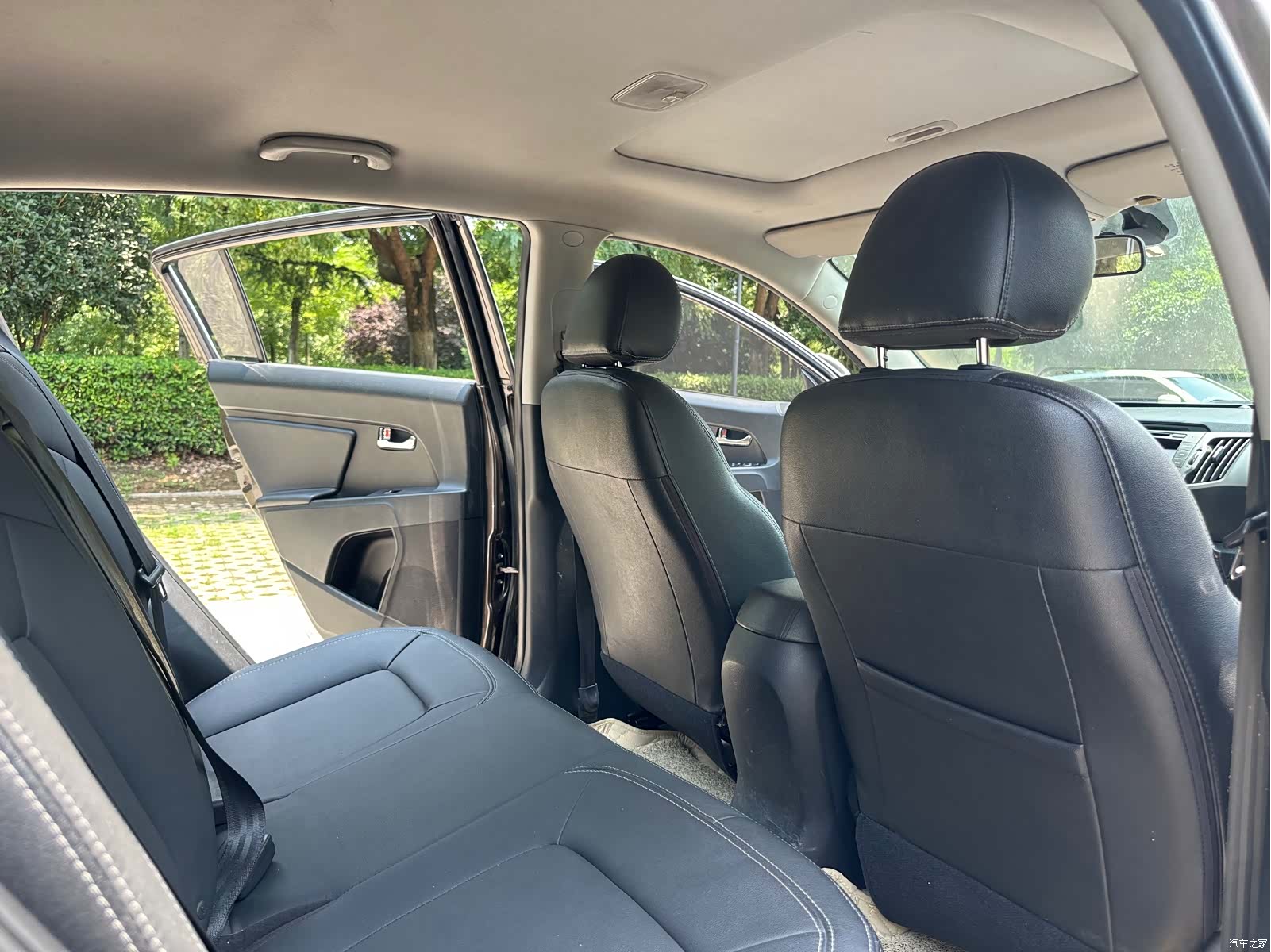 Kia Sportage, 2011 8
