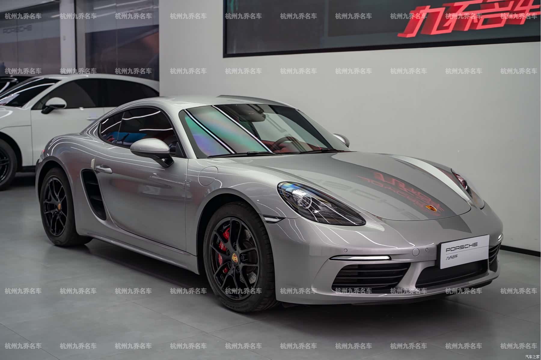 Porsche Cayman, 2023 3