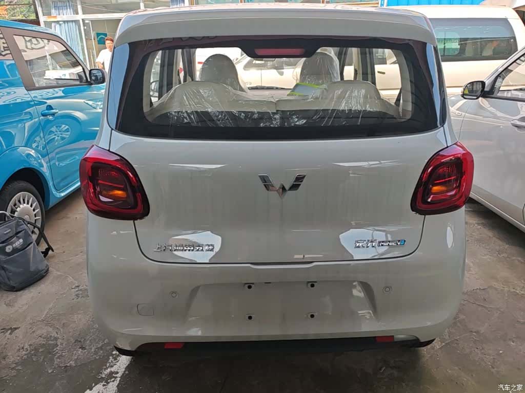 Wuling MINIEV, 2026 6