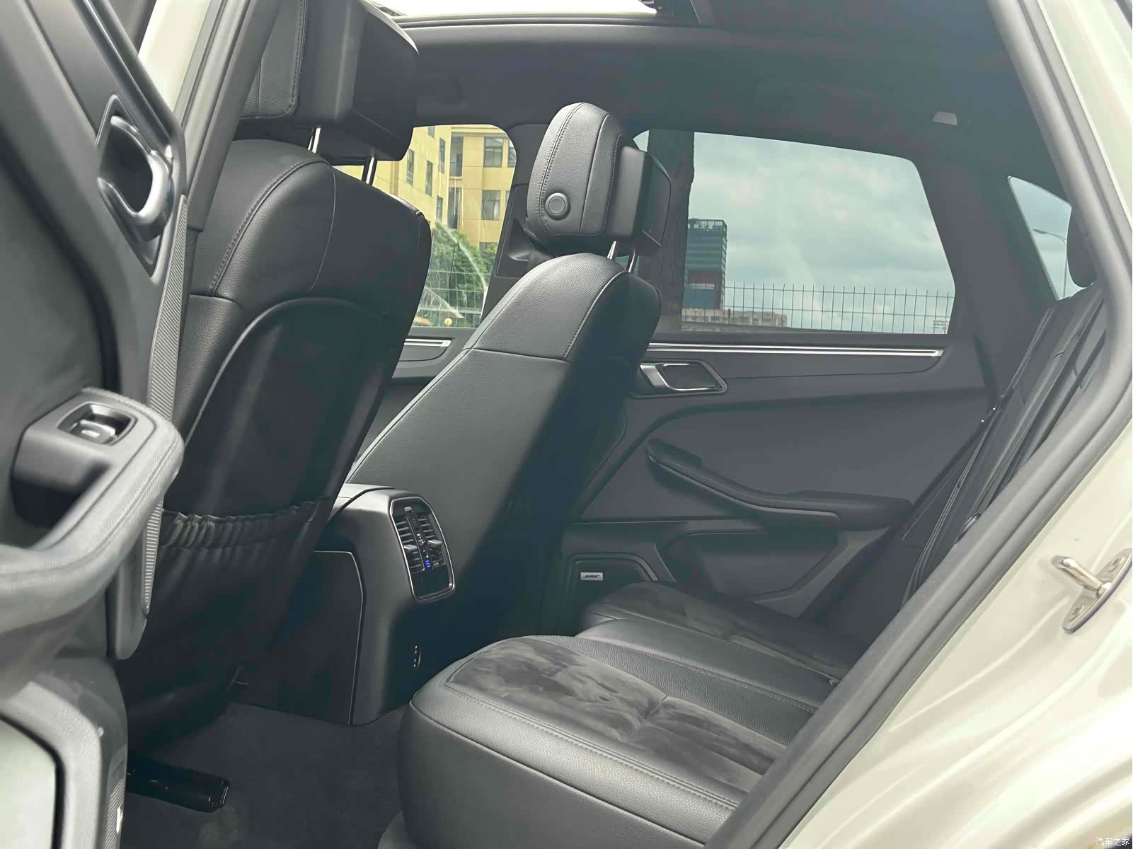 Porsche Macan, 2019 9