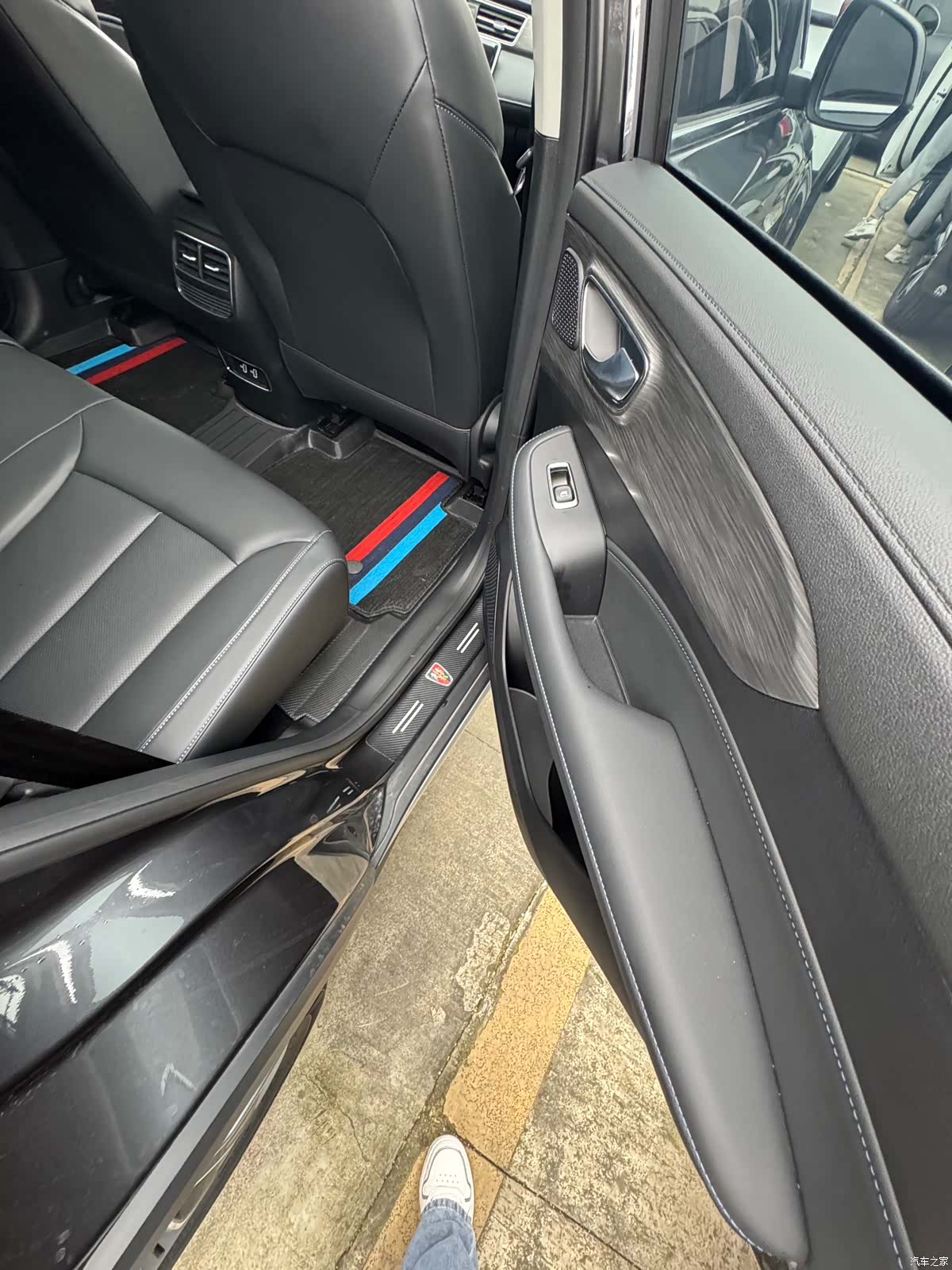 Roewe RX5, 2025 10