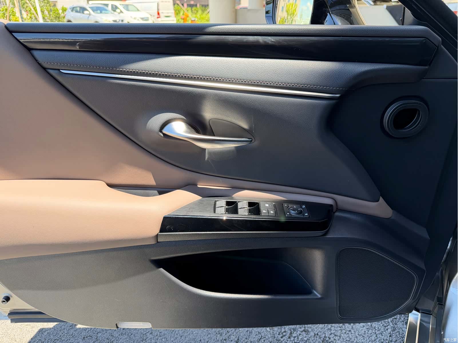 Lexus ES, 2024 7